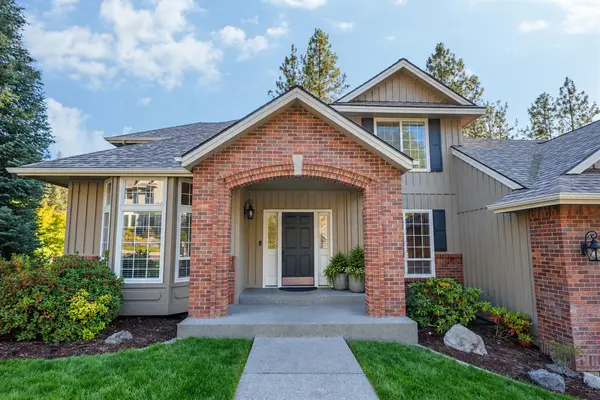 1414 E Blackwood Ln, Spokane, WA 99223