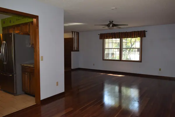 1933 N Reca, Wichita, KS 67212-1217