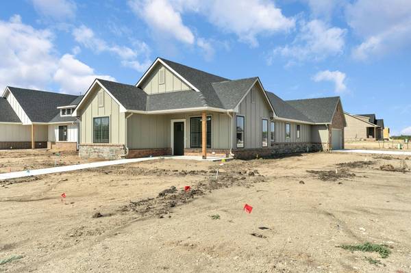 5854 Central Park Court, Bel Aire, KS 67220