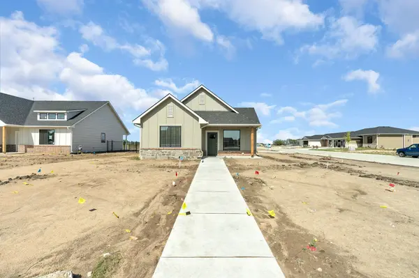 5854 Central Park Court, Bel Aire, KS 67220