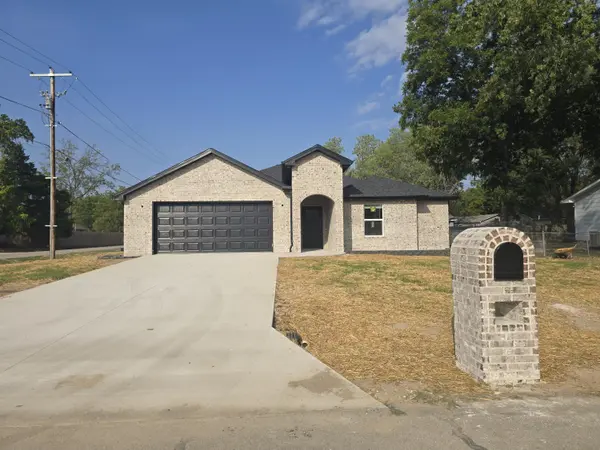 587 S Chicago AVE, Marionville, MO 65705