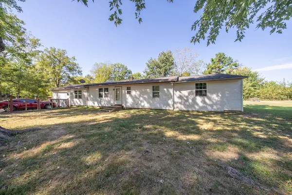 7777 Jayson ST, Birch Tree, MO 65438