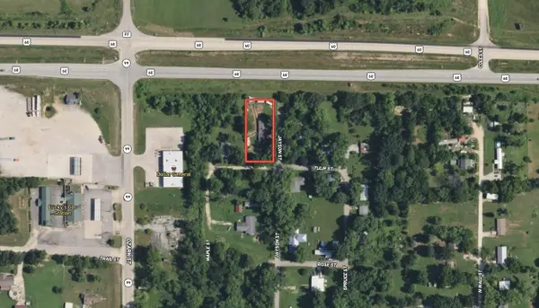 7777 Jayson ST, Birch Tree, MO 65438