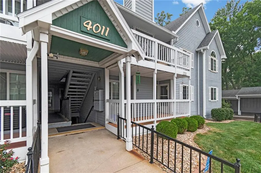 4011 S Crysler AVE #6, Independence, MO 64055