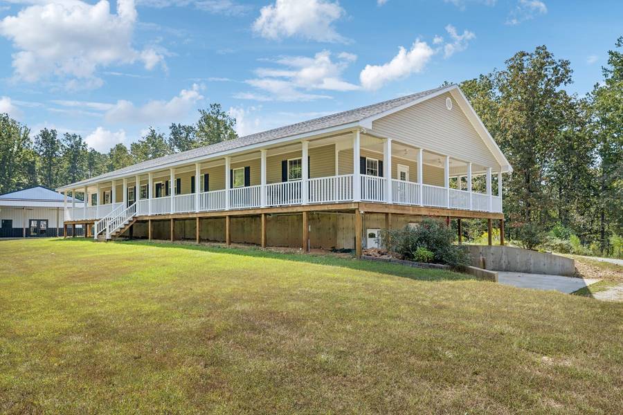 180 Indian Creek Rd, Hohenwald, TN 38462