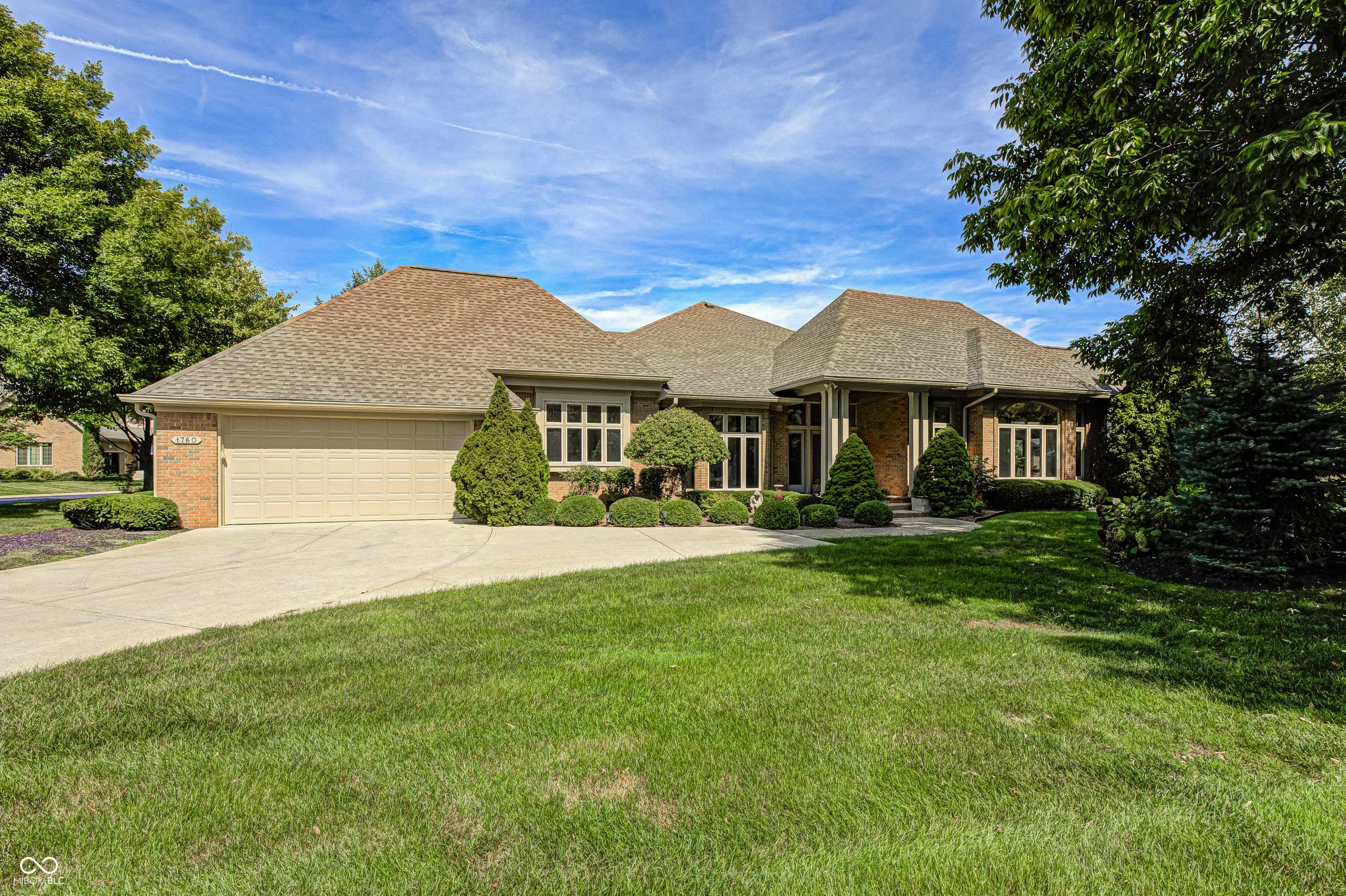 1760 Pathway DR S, Greenwood, IN 46143