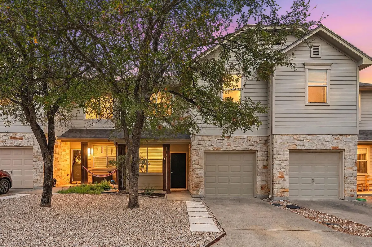 512 Eberhart LN #2003, Austin, TX 78745