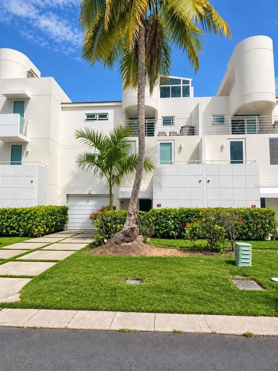 163 VILLAS DE GOLF OESTE, Dorado, PR 00646