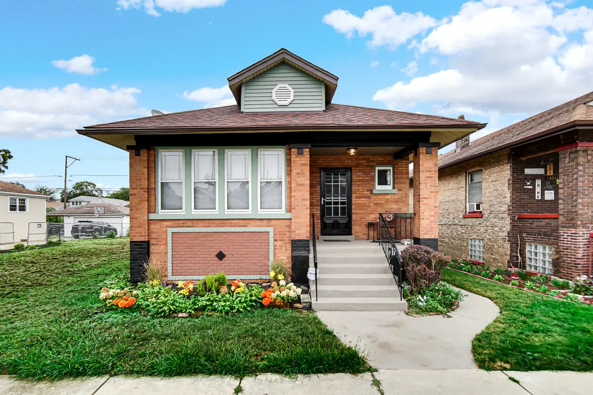 11351 S Wallace ST, Chicago, IL 60628