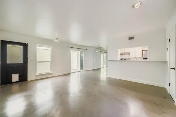 6718 Silvermine DR #1704, Austin, TX 78736