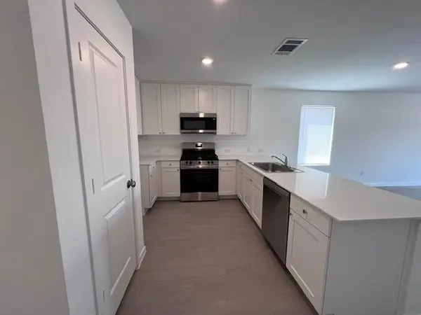 308 Scorpius TRL, Hutto, TX 78634