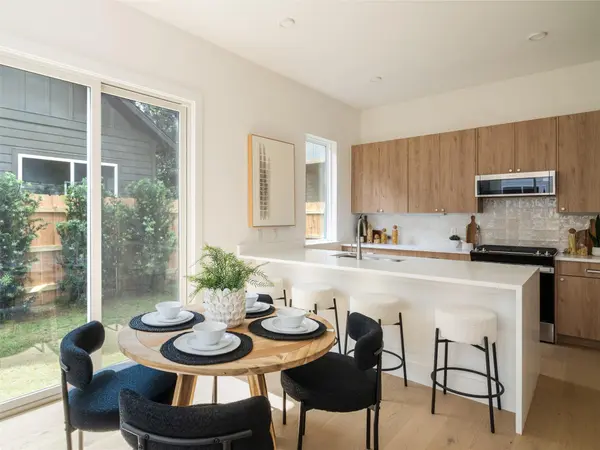 6409 Bradsher #B, Austin, TX 78745