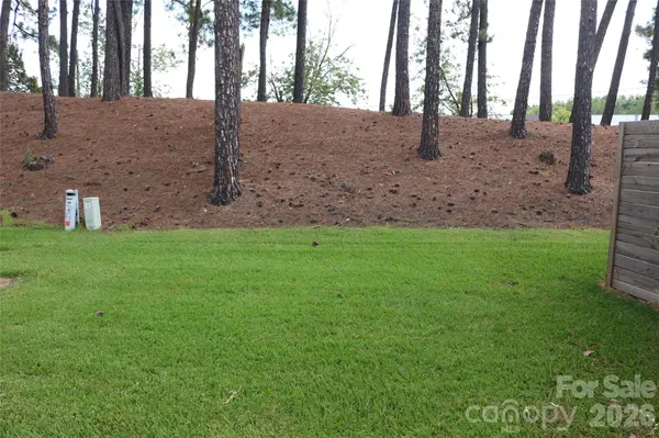 6805 Cabot CIR, Charlotte, NC 28226