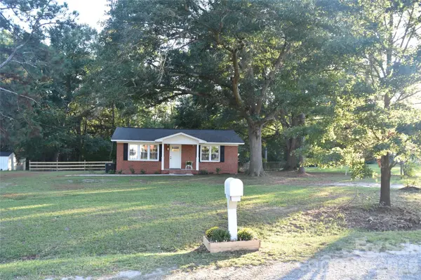139 Robinhood RD, Hartsville, SC 29550