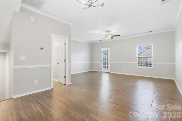 10710 Kemptown Square SQ S, Mint Hill, NC 28227