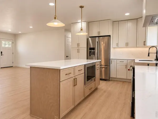 2253 Smith, Longmont, CO 80501