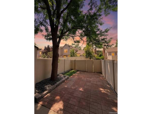 9709 W Chatfield #E, Littleton, CO 80128