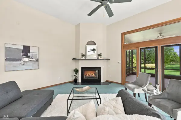 1760 Pathway DR S, Greenwood, IN 46143