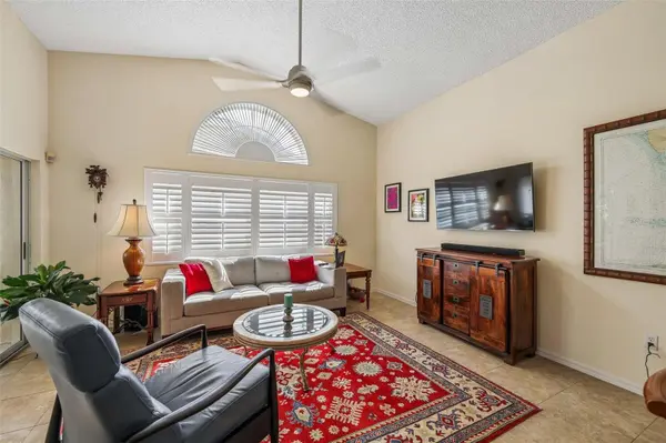 7266 ELEANOR CIR #203, Sarasota, FL 34243