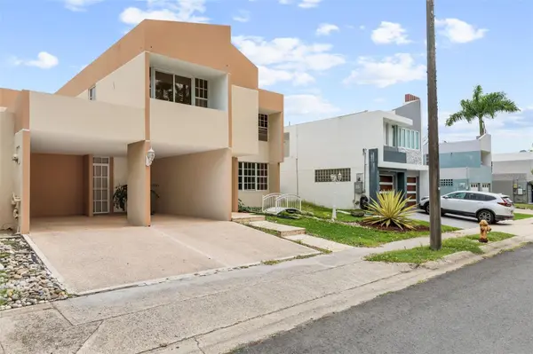 A8 CALLE LA VERDE LUZ, Cayey, PR 00736