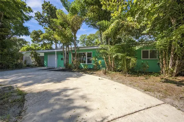 7557 N 18TH AVE N, St Petersburg, FL 33710