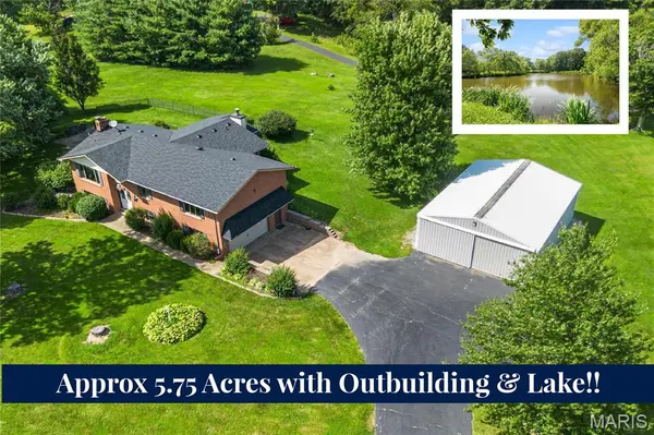 13 Timber Oak DR, O'fallon, IL 62269