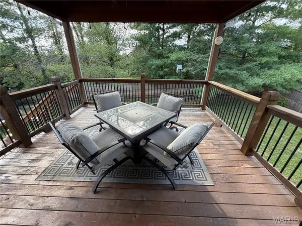 13 Ridgepoint Meadows CT, Union, MO 63084