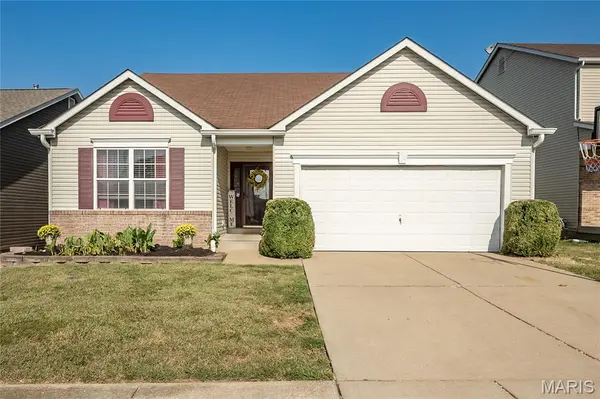 4617 Richmond Forest DR, Florissant, MO 63034