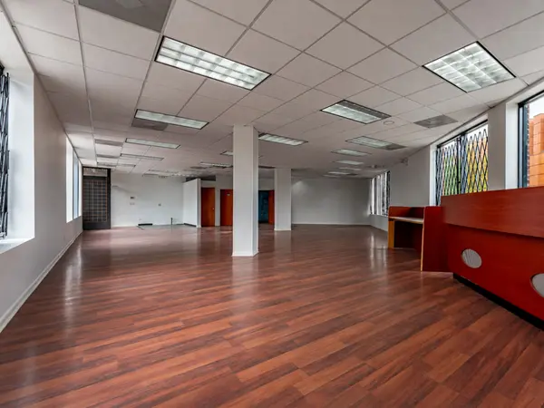 3200 N Milwaukee AVE, Chicago, IL 60618