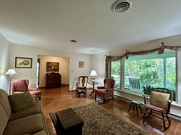 96 New Campfire RD, Carbondale, IL 62903