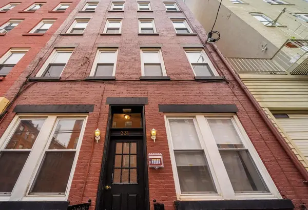231 Grand ST #5R, Hoboken, NJ 07030