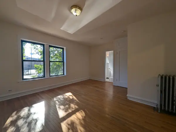 2706 N Spaulding AVE #1FF, Chicago, IL 60647