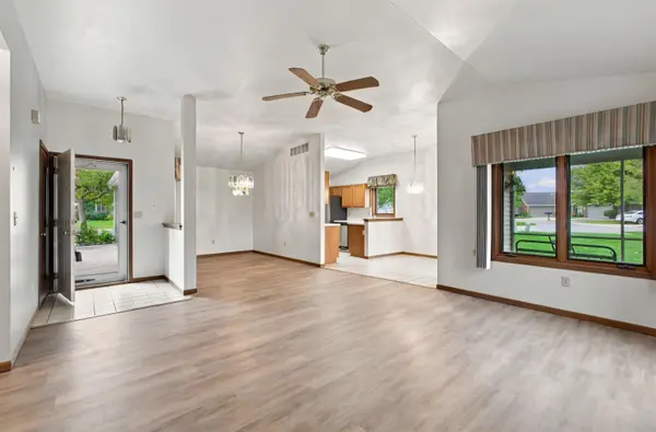 9443 Van Buren ST, Crown Point, IN 46307
