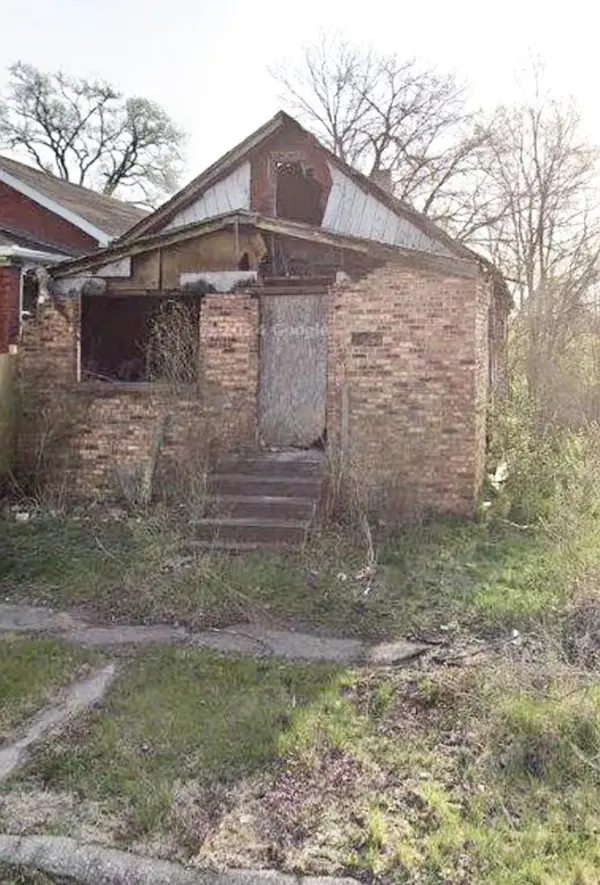 2443 Delaware ST, Gary, IN 46407
