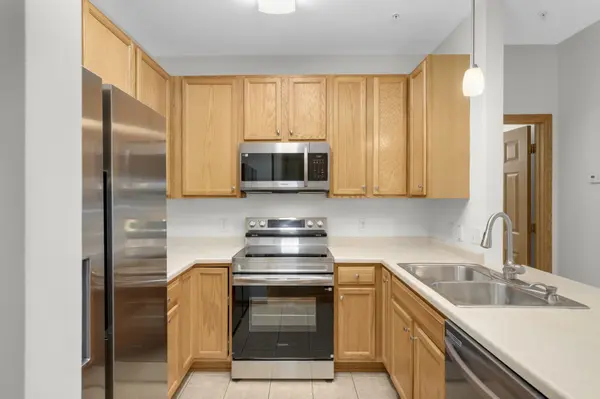 6603 Olive LN N, Maple Grove, MN 55311