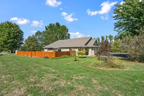 1822 Wooden Shoe CT, Baldwin, WI 54002