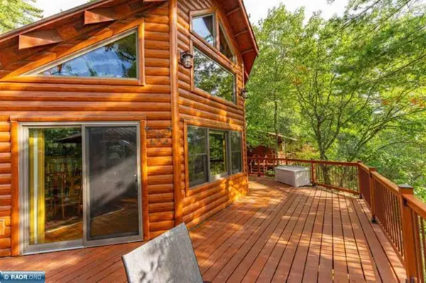 3226 Phillips RD, Cook, MN 55723