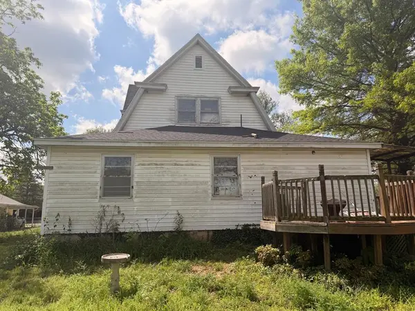 420 E Ferguson AVE, Blackwell, OK 74631