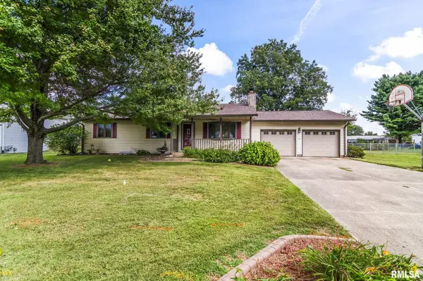 36 HAWTHORN LN, Pleasant Plains, IL 62677-0000
