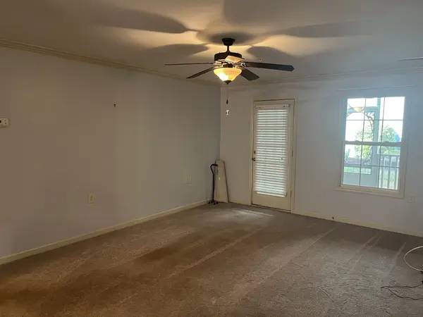 1353 Highway 12 #S #102, Ashland City, TN 37015