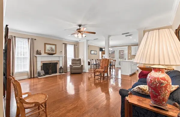 366 Golfview Ct, Murfreesboro, TN 37127