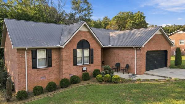 268 Timberlake Dr, Estill Springs, TN 37330