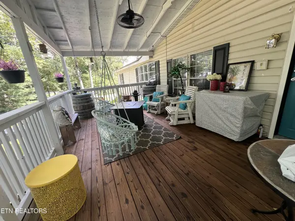 58 Wallop Drive, Crossville, TN 38571