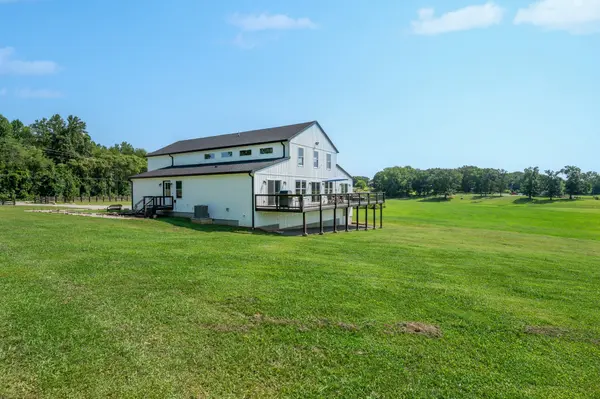 702 Starlight Rd, Mcminnville, TN 37110