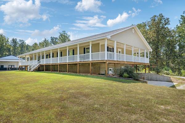 180 Indian Creek Rd, Hohenwald, TN 38462