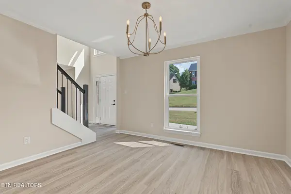 10108 Delle Meade Drive, Knoxville, TN 37931