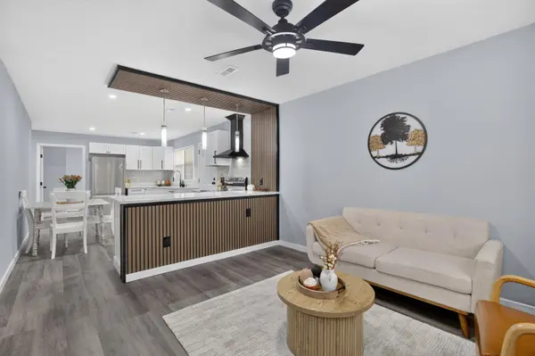 828 N Poplar, Wichita, KS 67214