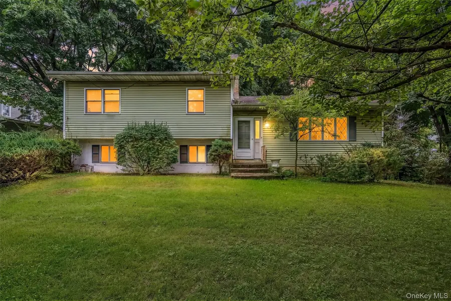 54 Clancy AVE, New Windsor, NY 12553