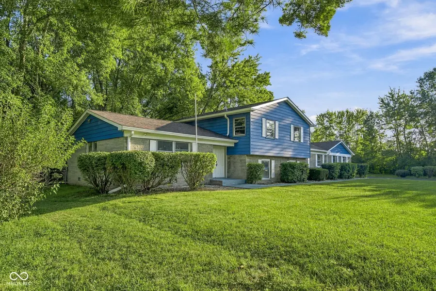 6436 Speights DR, Indianapolis, IN 46278