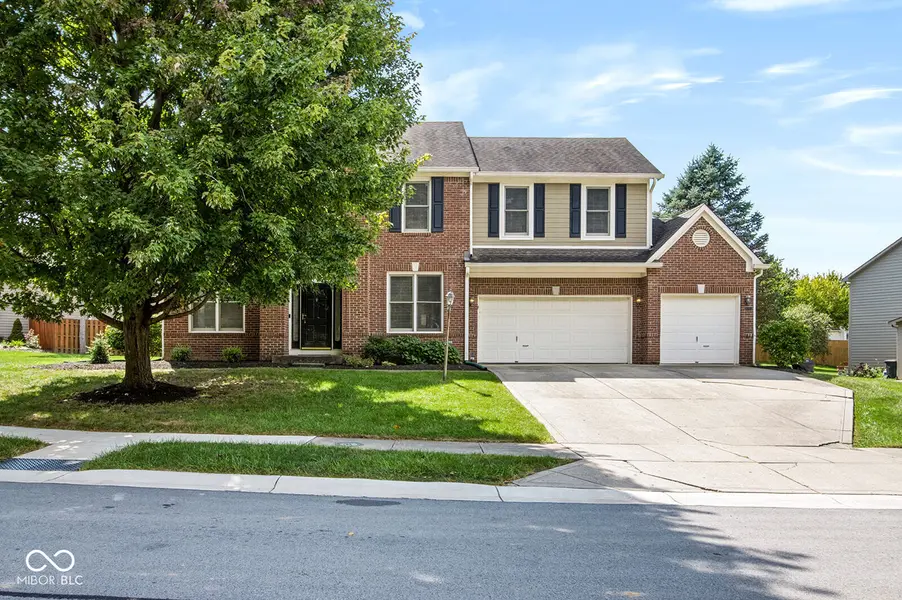 8772 Randall DR, Fishers, IN 46038